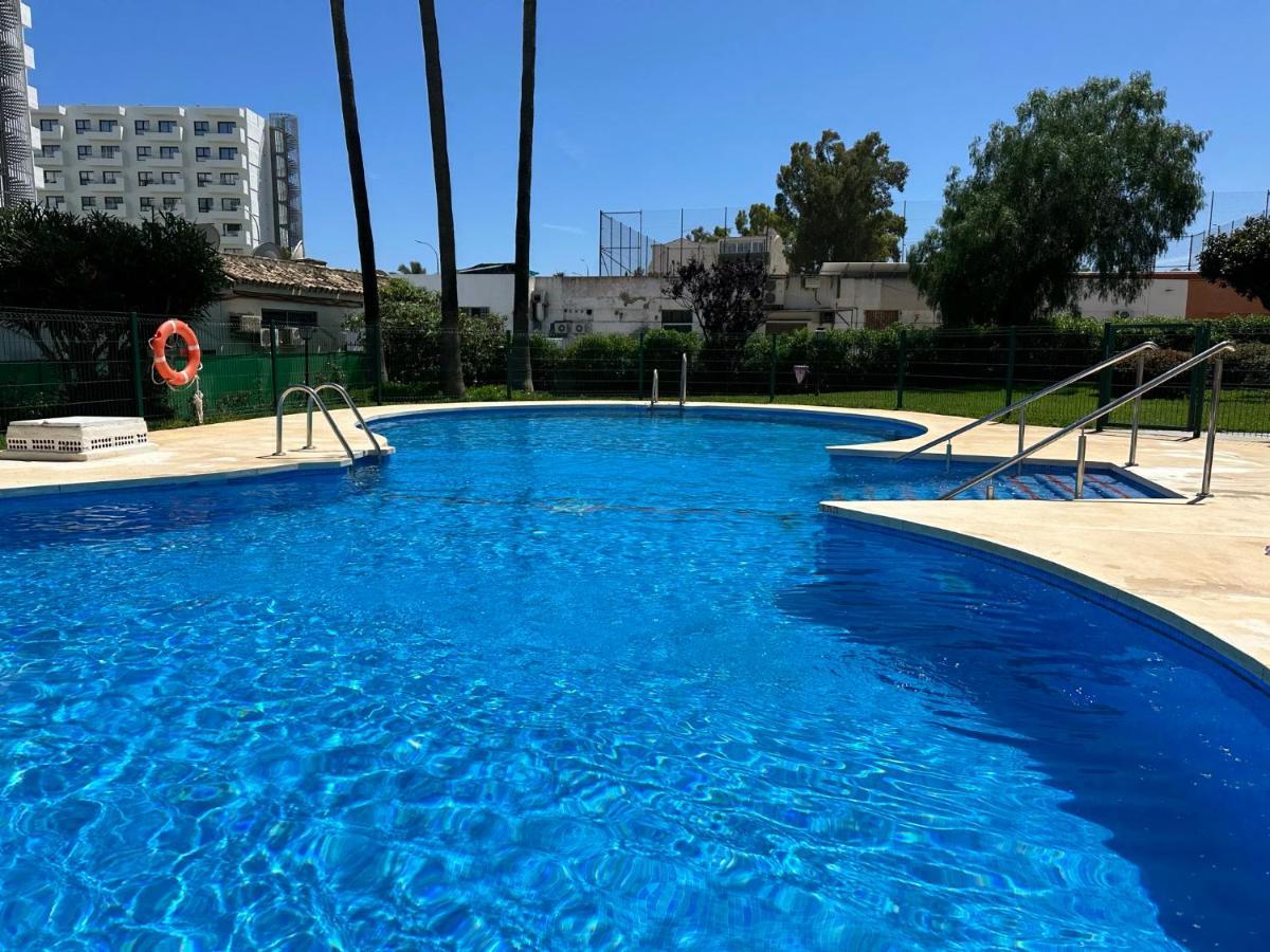 Apartamento La Carihuela A 2 Minutos De La Playa Torremolinos Exterior foto